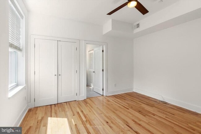 Building Photo - 4815 Chester Ave
