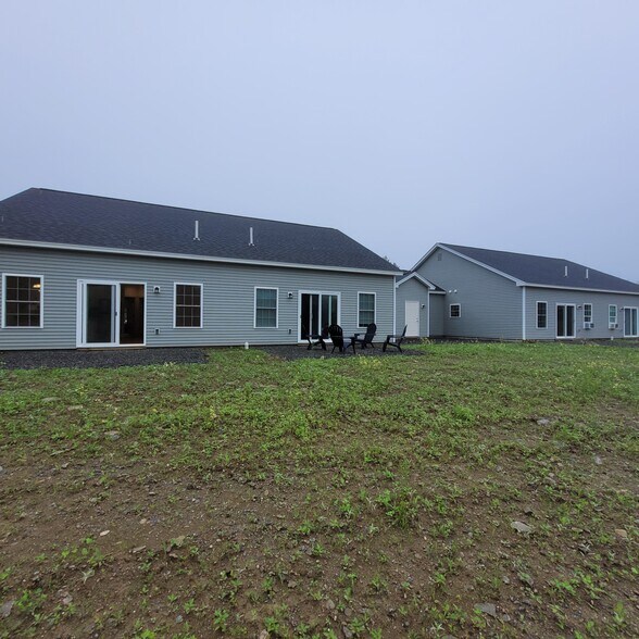Building Photo - 1 Pine Grove Dr
