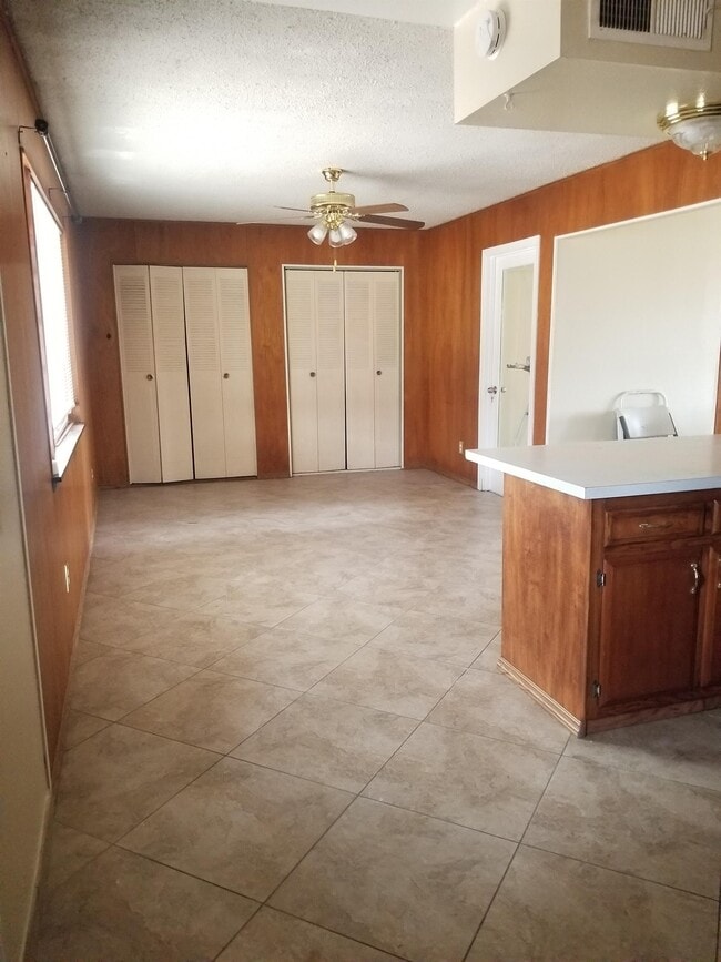 Building Photo - 3944 Camino Del Valle SW