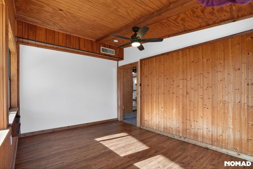 Building Photo - 372 Creekside Estates