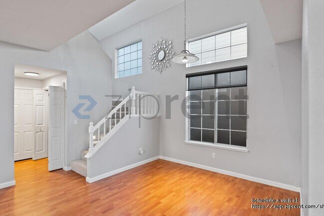 Building Photo - 281 Scotts Valley