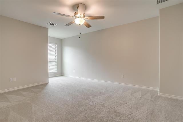 Building Photo - 4536 St James Dr