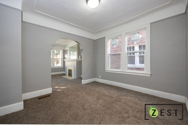 Building Photo - 3783 Tyler St