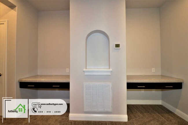 Building Photo - 1353 Browning Street