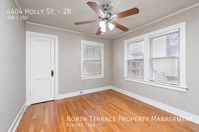 Building Photo - Renovated, VINTAGE 1BR with W/D - In The W...