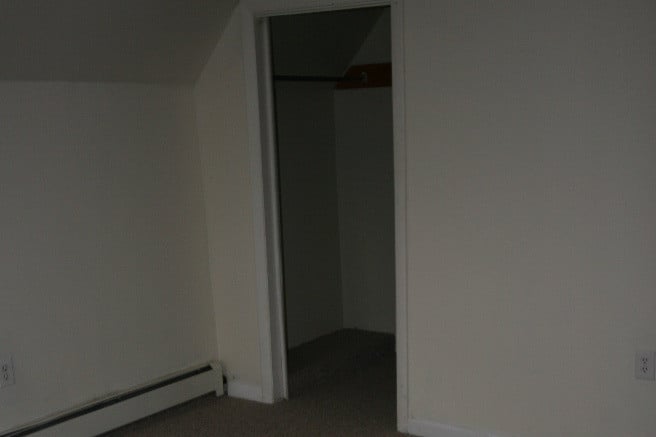 Bedroom - 333 Ohio St