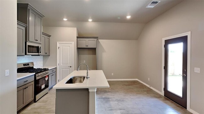 Building Photo - 9117 NW 127th St