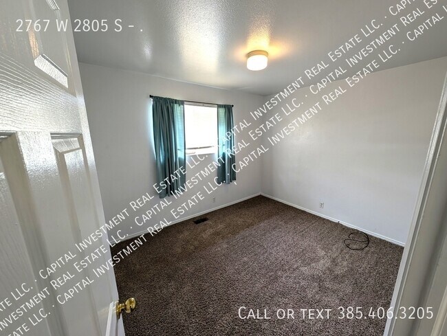 Building Photo - 2767 W 2805 S