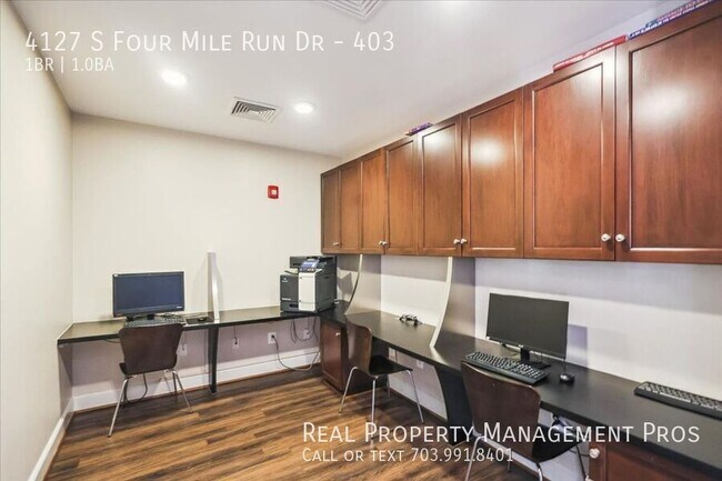 Building Photo - 4127 S Four Mile Run Dr