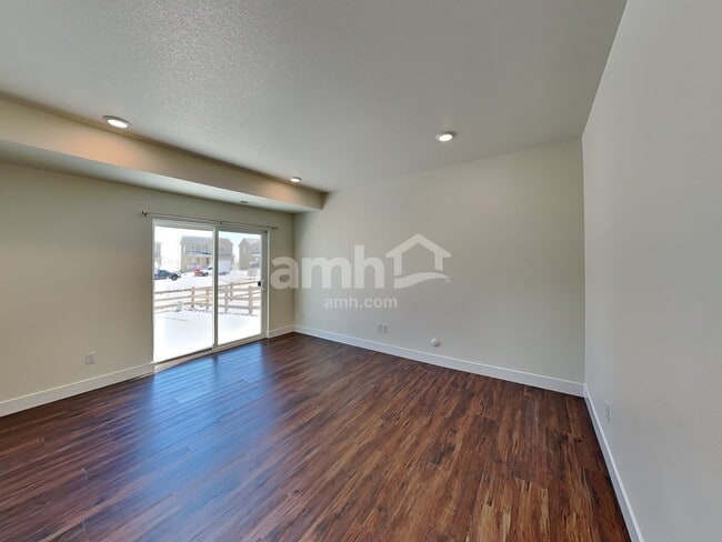 Building Photo - 26122 E Calhoun Pl