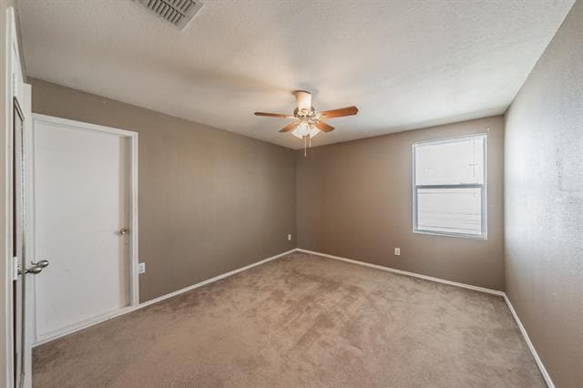 Building Photo - 9216 Quarter Horse Ln