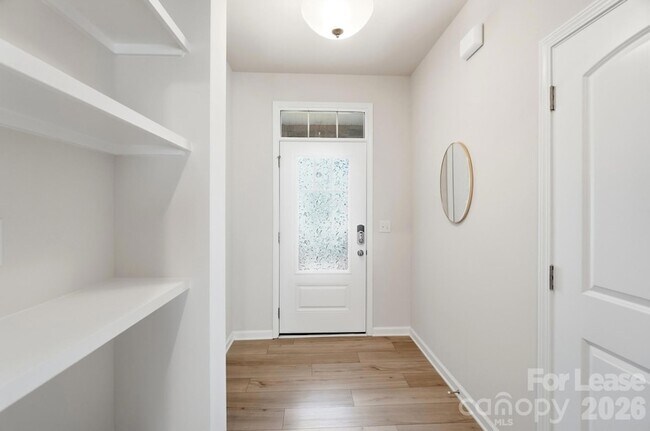 Building Photo - 14862 Tamarack Drive