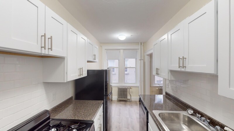Building Photo - 231 Park Dr