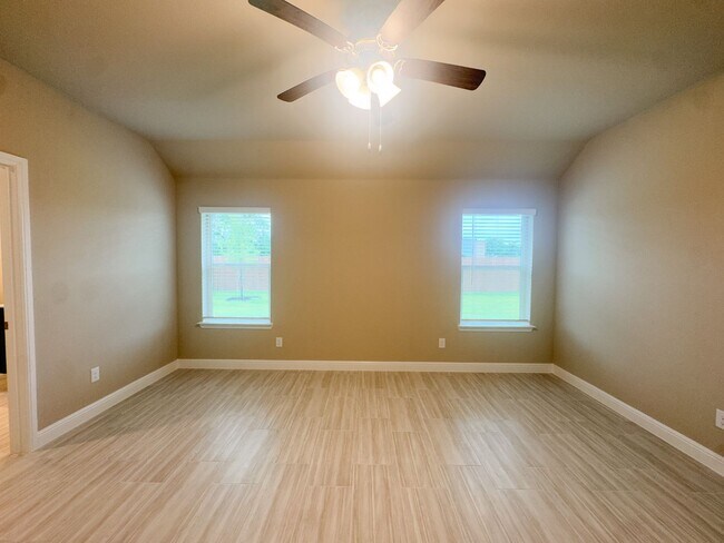 Building Photo - New Build 4 Bed, 2 Bath Home in Mansfield ISD