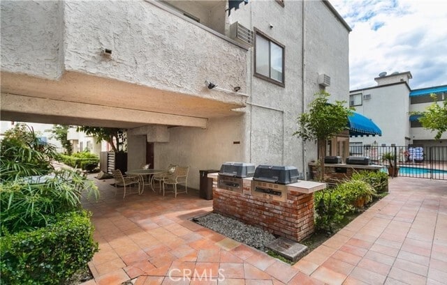 Building Photo - 18530 Hatteras St