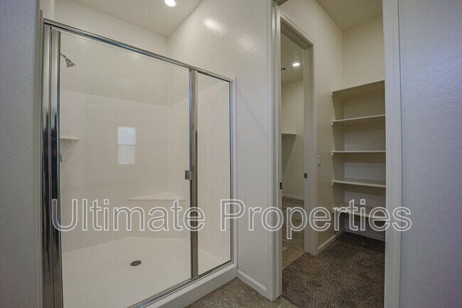 Building Photo - 25172 N 106th Dr