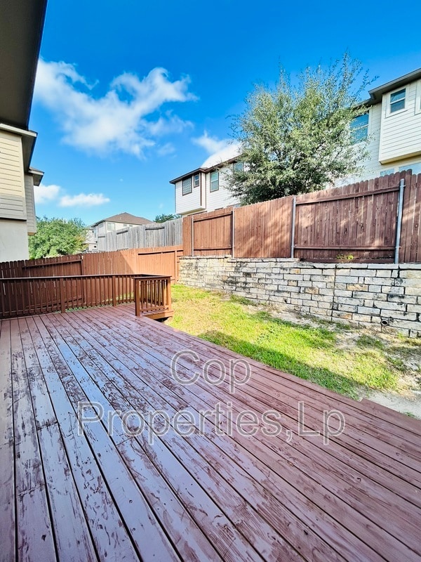 Building Photo - 1331 Tweed Willow