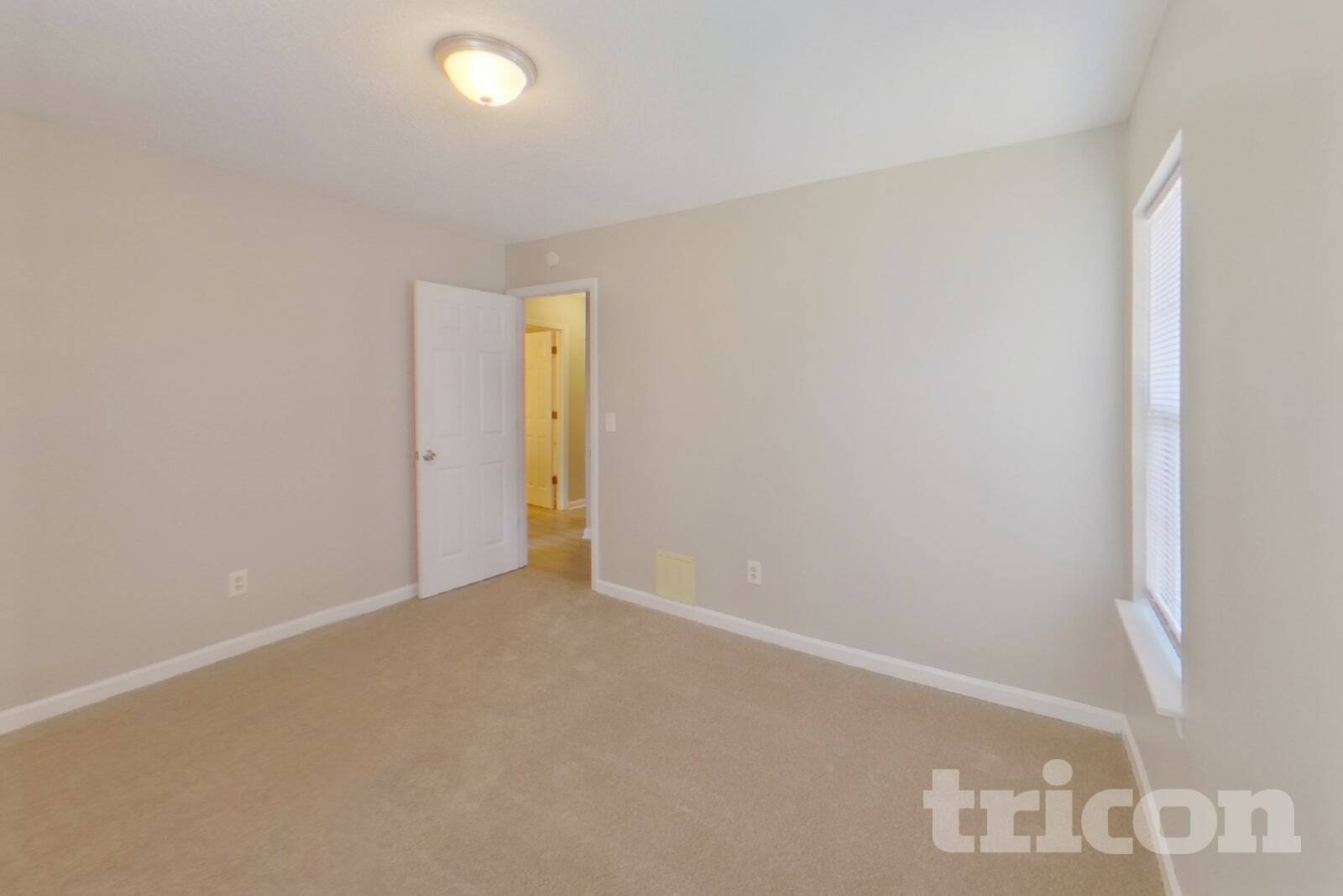 Building Photo - 424 Forest Grove Cir