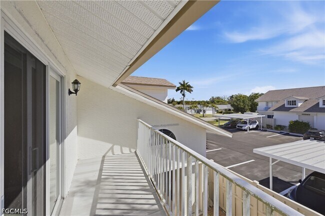 Building Photo - 6867 Pentland Way