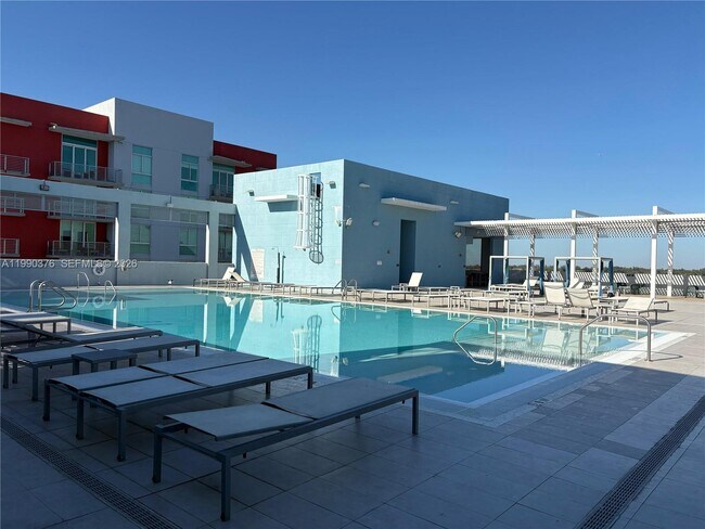 Building Photo - 7661 NW 107th Ave