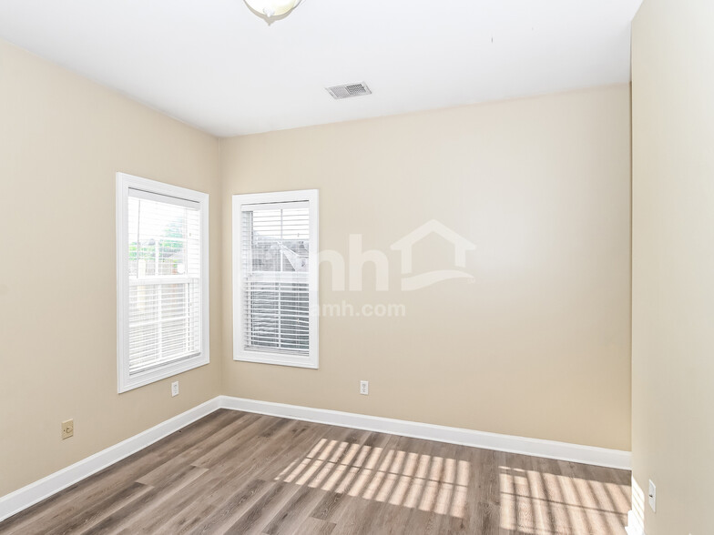 Building Photo - 2901 Keeley Cv