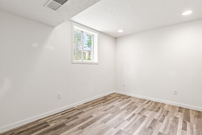Building Photo - Coming Soon April 1st