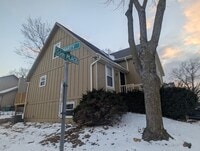 Building Photo - 7301 W 55th Pl