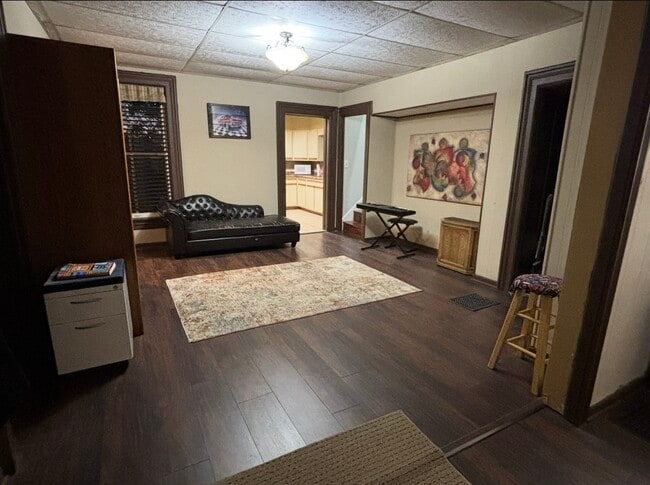 Building Photo - 286 Villa St