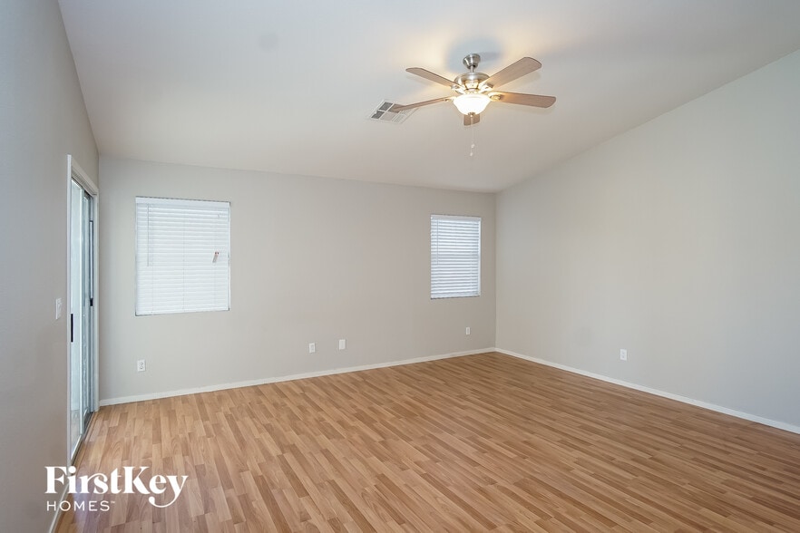 Building Photo - 5900 Kane Holly St