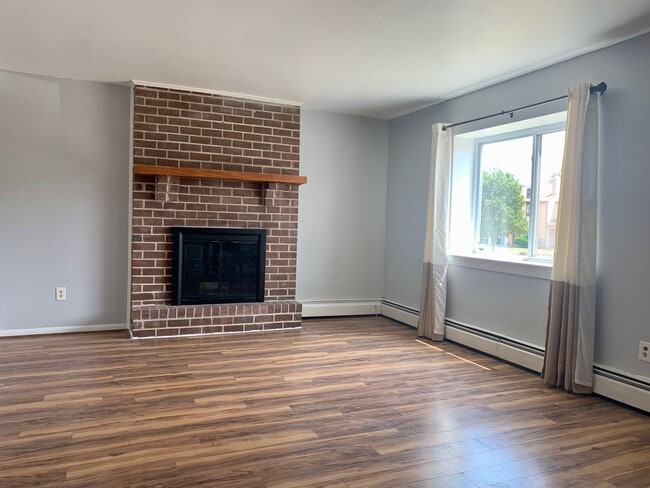 Building Photo - 1309 Walnut Ridge Est