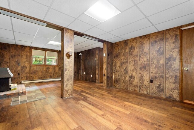 Building Photo - 11 Minuteman Way