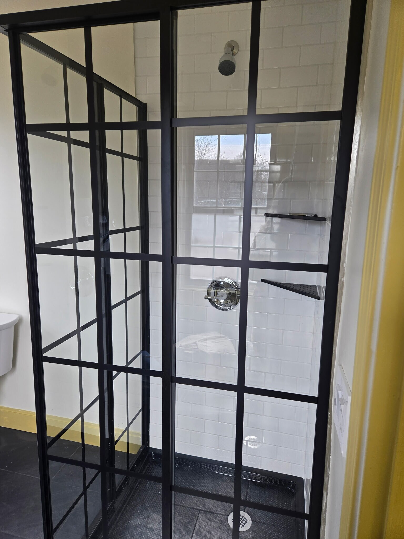 Building Photo - 5 Oil Mill Ln