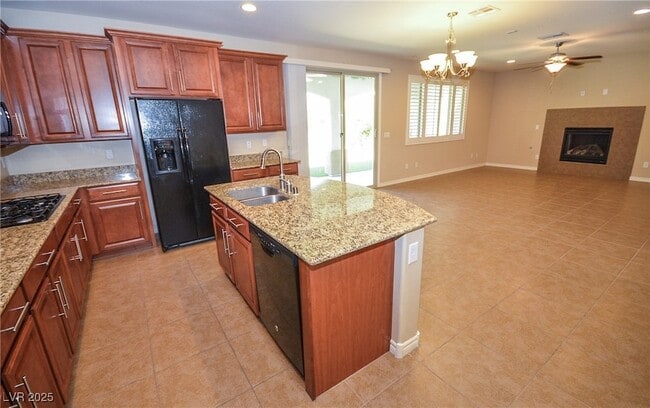 Building Photo - 685 Catalina Aisle St