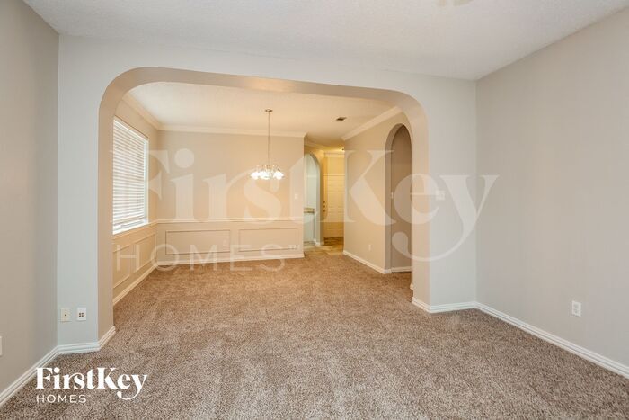 Building Photo - 500 Blueberry Hill Ln