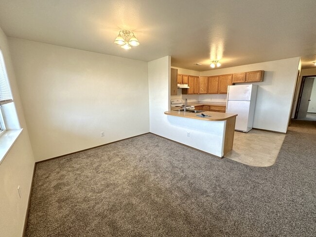 Building Photo - 34 Starbuck Ct