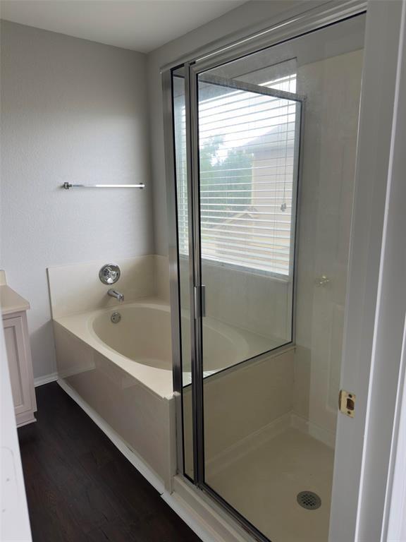 Building Photo - 14516 Charles Dickens Dr