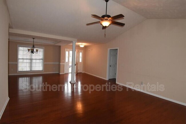 Building Photo - 89 Person Ct