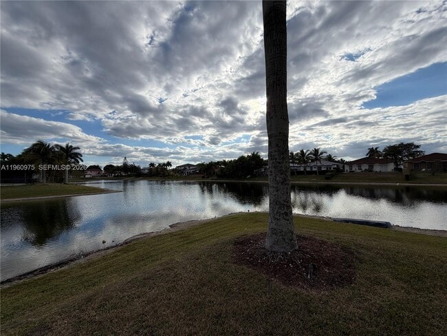 Building Photo - 6762 SW 157th Ct