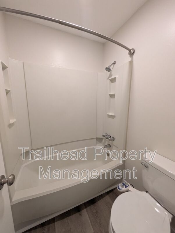 Building Photo - 3632 Wyoming St