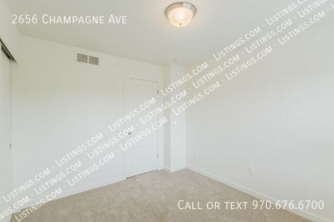Building Photo - 2656 Champagne Ave