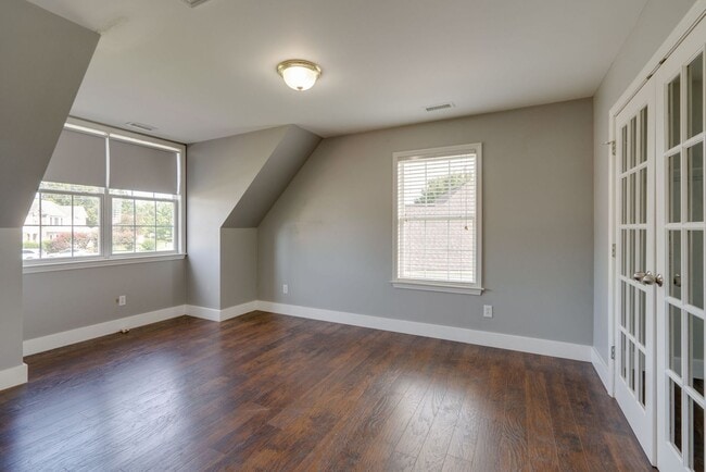 Building Photo - Charming Thompson Station Home in Sought-After Williamson County School District