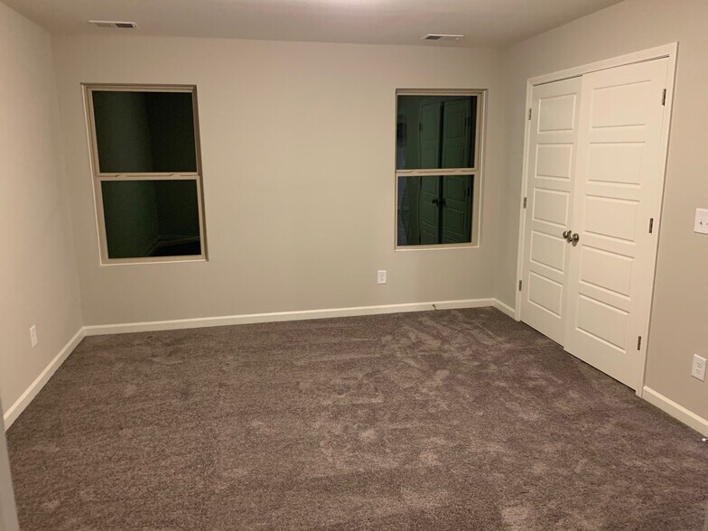 Building Photo - 6260 Townley Way