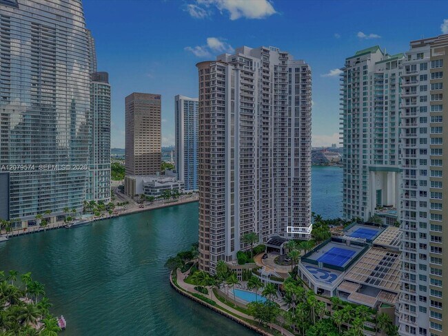 Building Photo - 901 Brickell Key Blvd