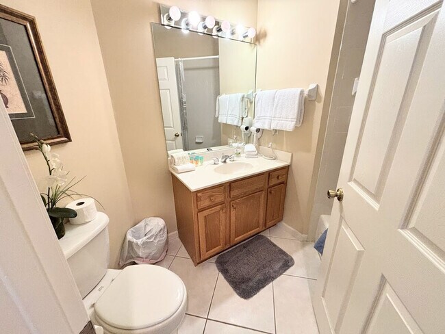 Building Photo - 8255 Mulligan Cir