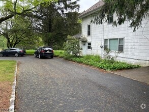 Building Photo - 11 Mt Bethel Rd