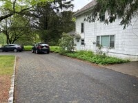 Building Photo - 11 Mt Bethel Rd