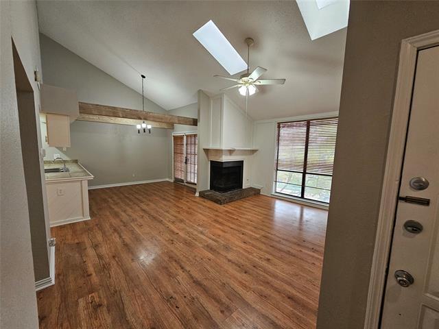 Building Photo - 7522 Holly Hill Dr