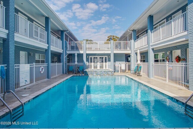 Building Photo - 1282 Beach Blvd