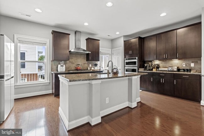 Building Photo - 9618 Stockwell Ln