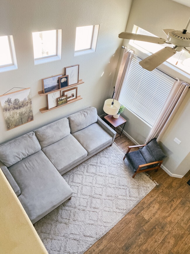 Building Photo - 14286 W Cora Ln